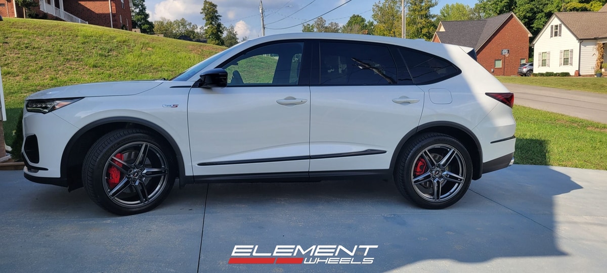 21 inch Savini SV-F3 in Gloss Graphite on a 2022 Acura MDX Type-S