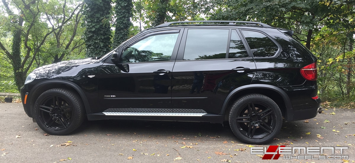 20 in staggered Beyern Gerade Matte Black (Rotary Forged) on a 2012 BMW X5 w/ Specs