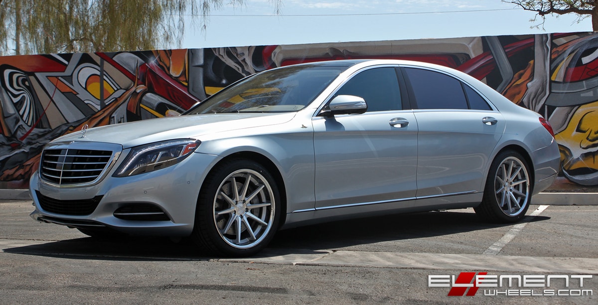 20x9 Ferrada FR4 Machine Silver w/ Chrome Lip on a 2015 Mercedes Benz S550 Sedan w/ Specs