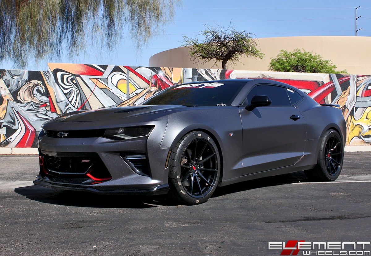 20 inch Staggered Variant Argon Gloss Piano Black (Flow Forged) on a 2016 Chevy Camaro SS w/ Specs
