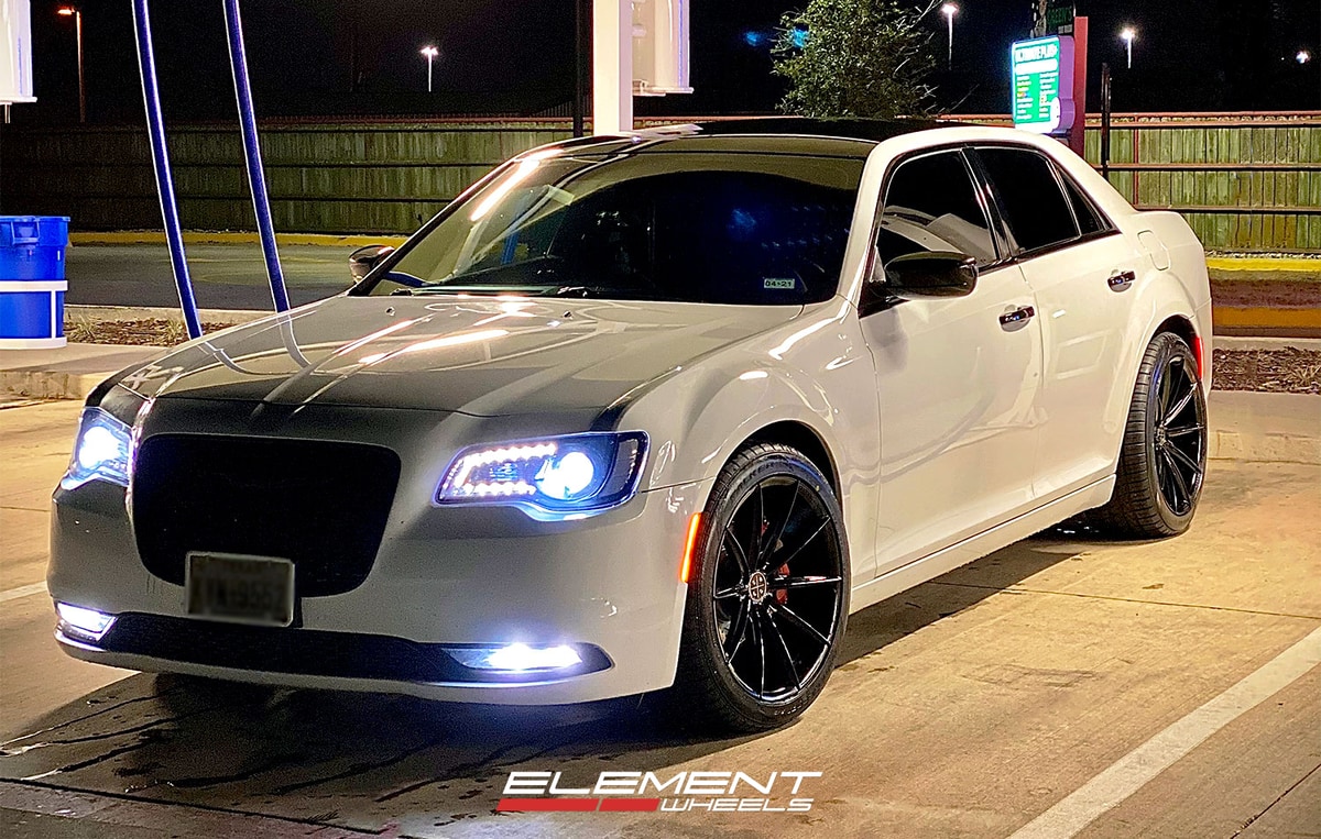 20 inch Blaque Diamond BD-11 Gloss Black on a 2015 Chrysler 300 RWD