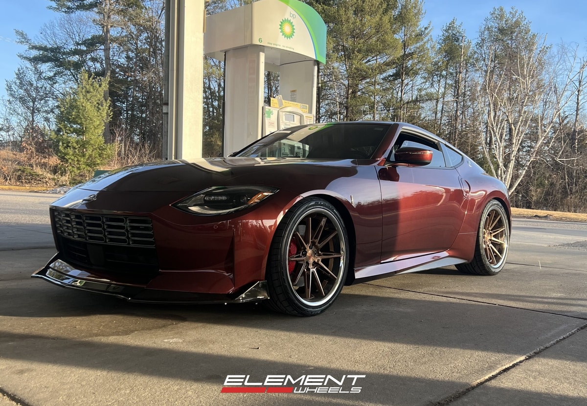 20 Inch Ferrada CM2 in Brushed Cobre w/ Chrome Lip on a 2024 Nissan Z