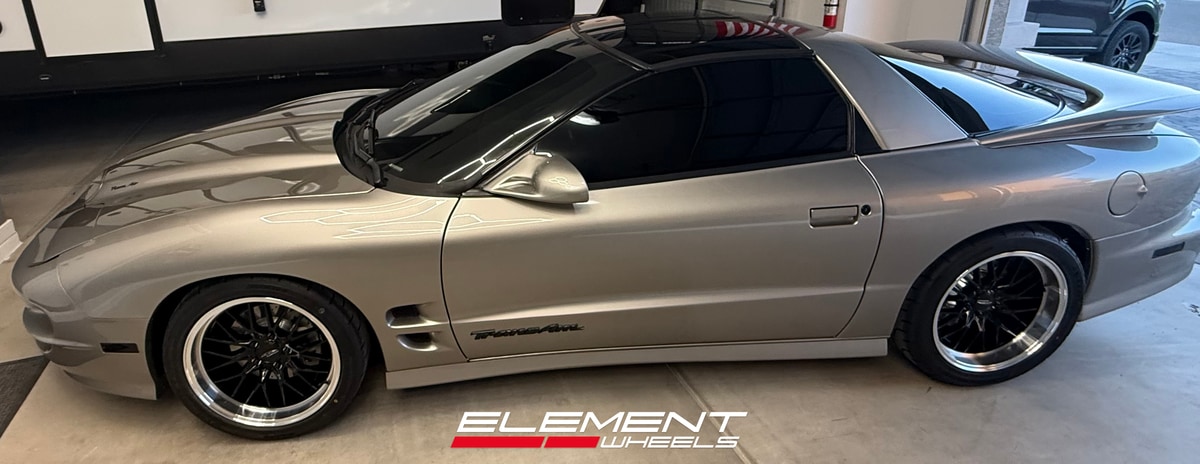 18 inch staggered ace alloy aff04 gloss black on 2001 Pontiac trans am sideview