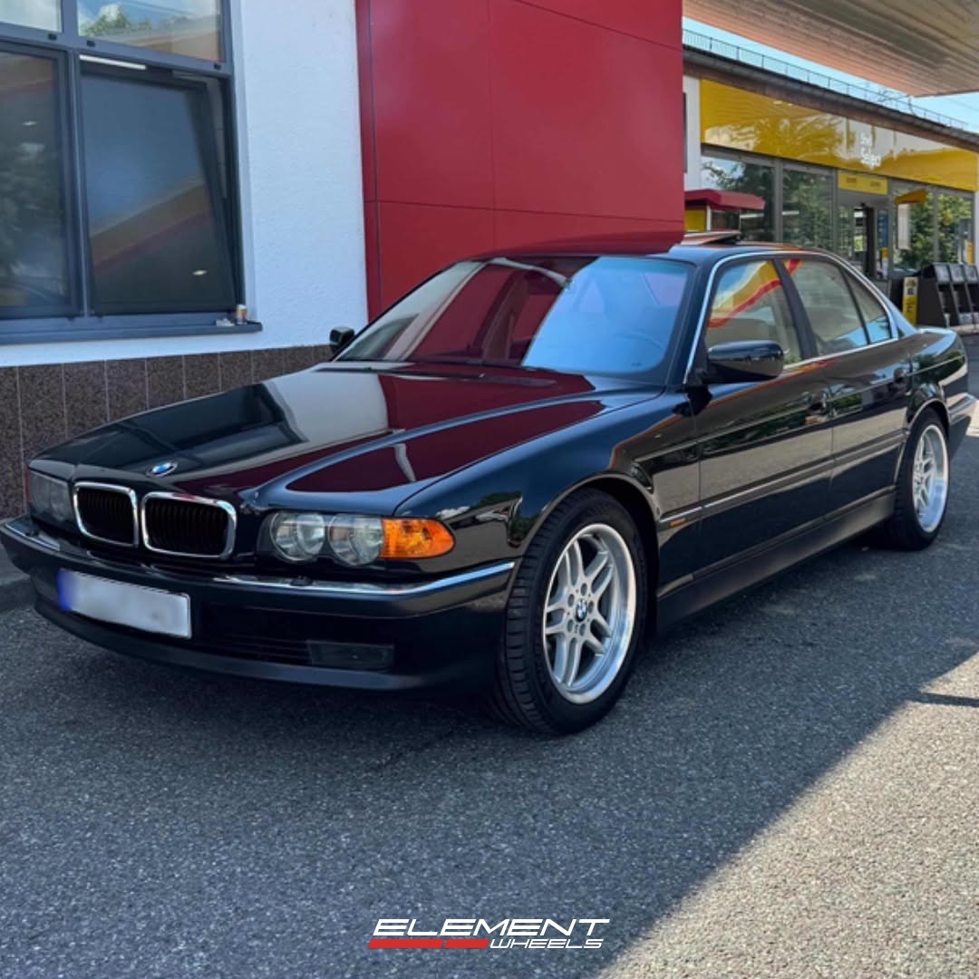 18x8 | 18x9.5 Staggered on 1995-2001 BMW 7 Series