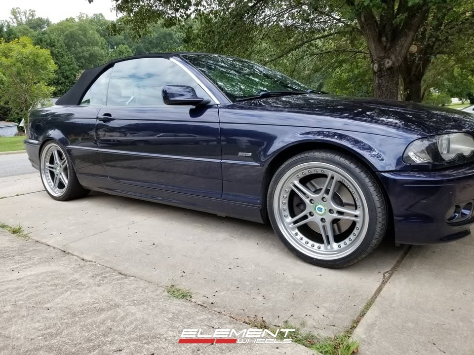 19x8.5 | 19x9.5 Staggered on 1999-2005 BMW 3 Series