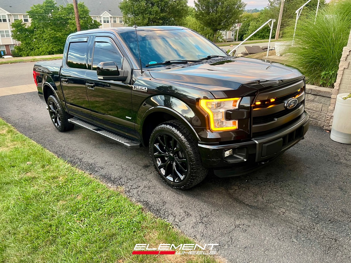 22x9.5 OE Concepts Replica 2018 Ford Platinum in Gloss Black FD05 on a 2015 Ford F-150
