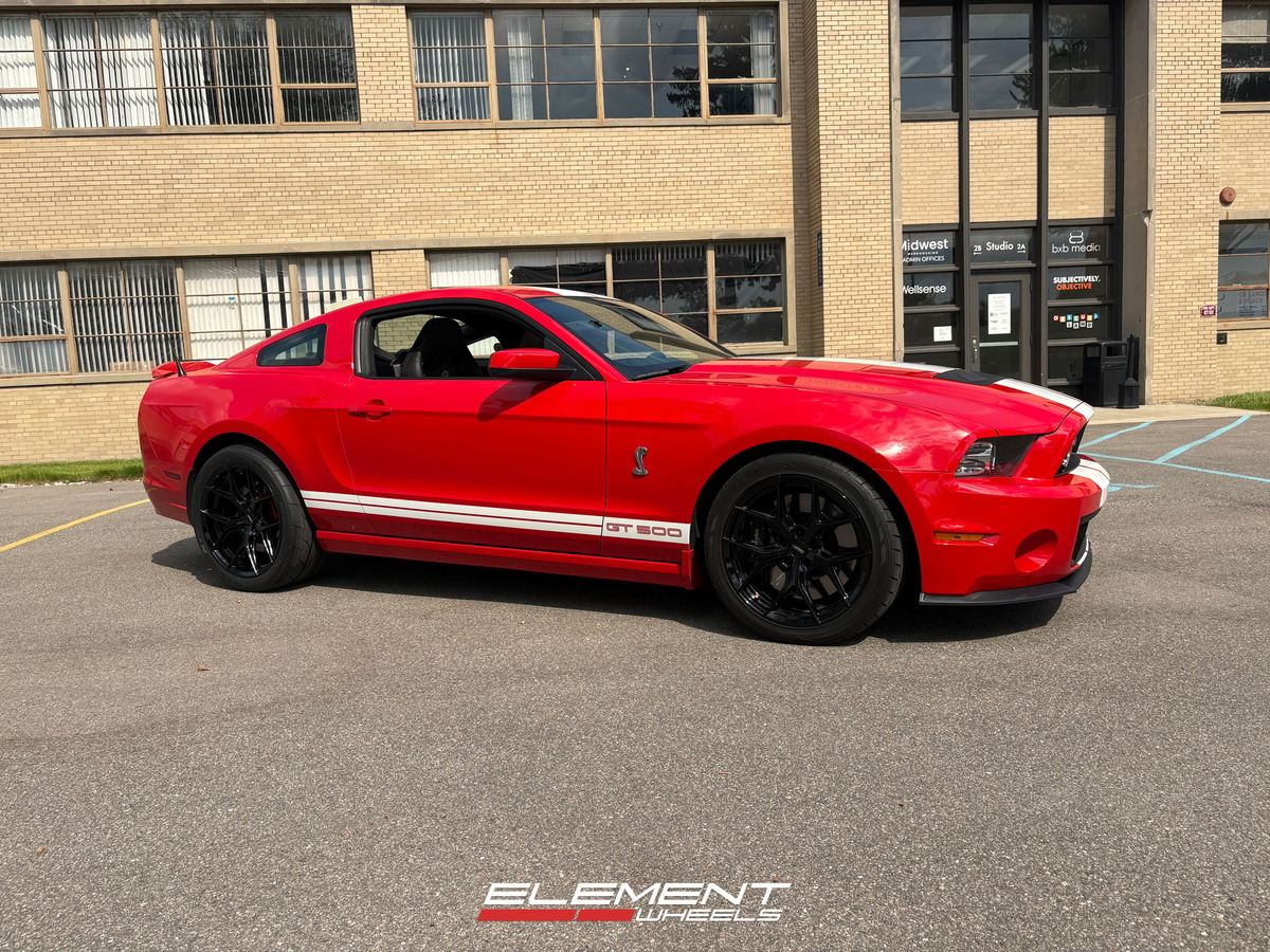 Staggered 19x9.5 | 20x11 Vossen Wheels Vossen HF-5 Gloss Black (Hybrid Forged) on Ford 2007-2014 Ford Mustang Shelby GT500