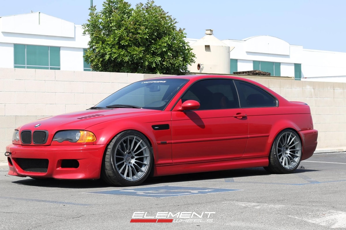 17x9 | 18x10.5 Staggered on 2001-2006 BMW M3