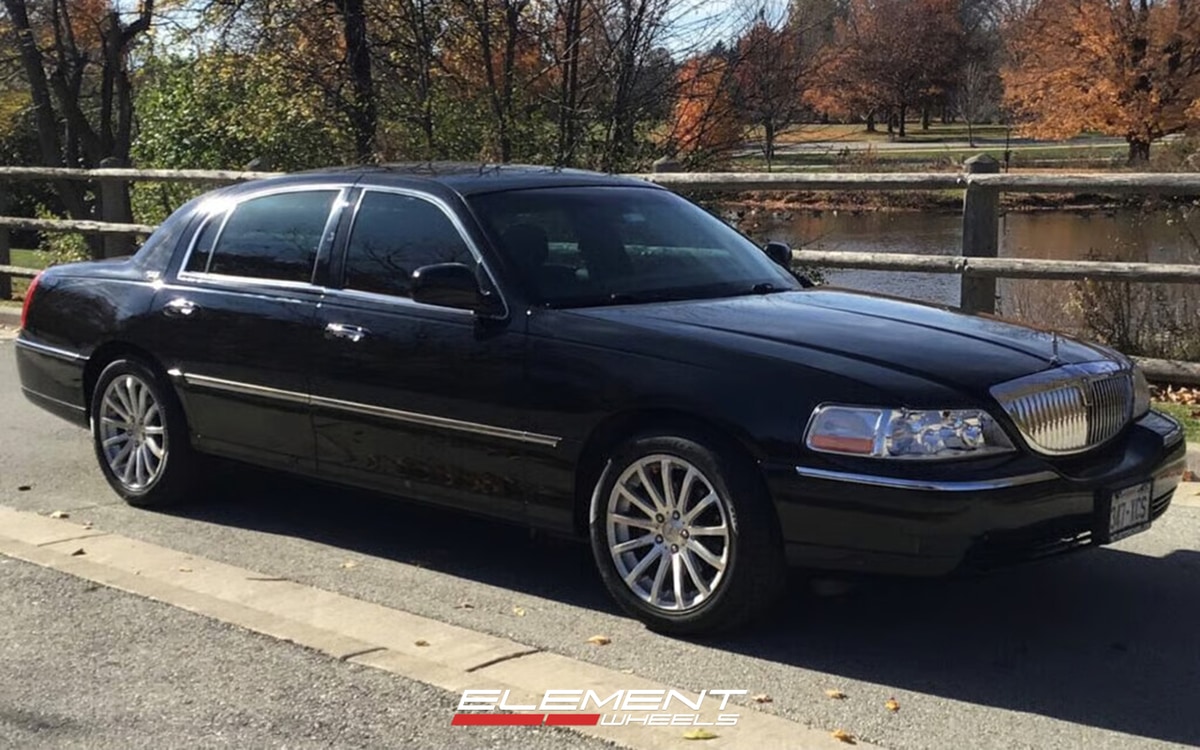 18x8.5 MRR HR9 Silver Machined Face on 2003-2012 Lincoln Town Car