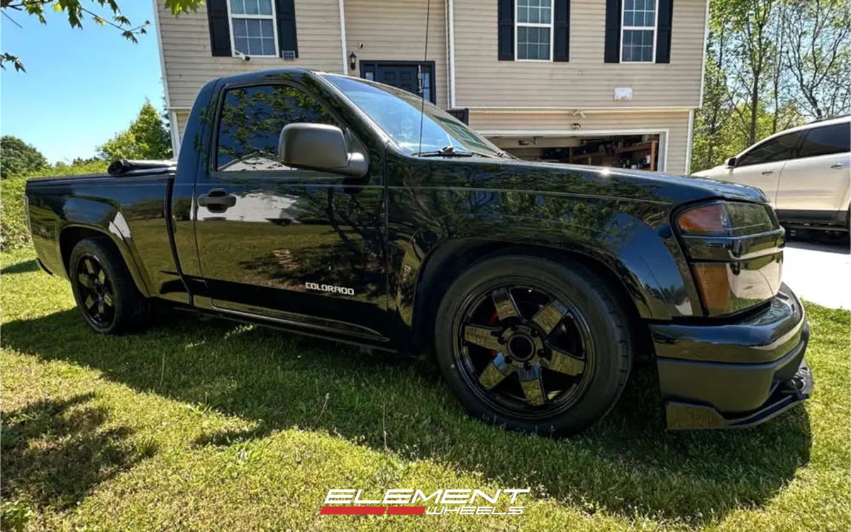 18x8 Raceline 942B Addict Gloss Black on 2004-2012 Chevrolet Colorado