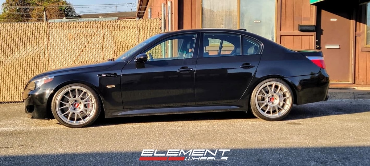 20x9 | 20x10.5 Staggered on 2006-2010 BMW M5