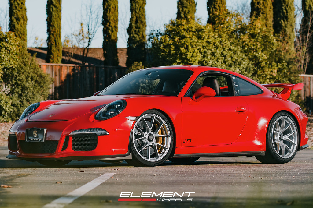 20x9 | 20x12 Staggered on 2006-2012 Porsche 911 Carrera 997 Turbo/4/4S