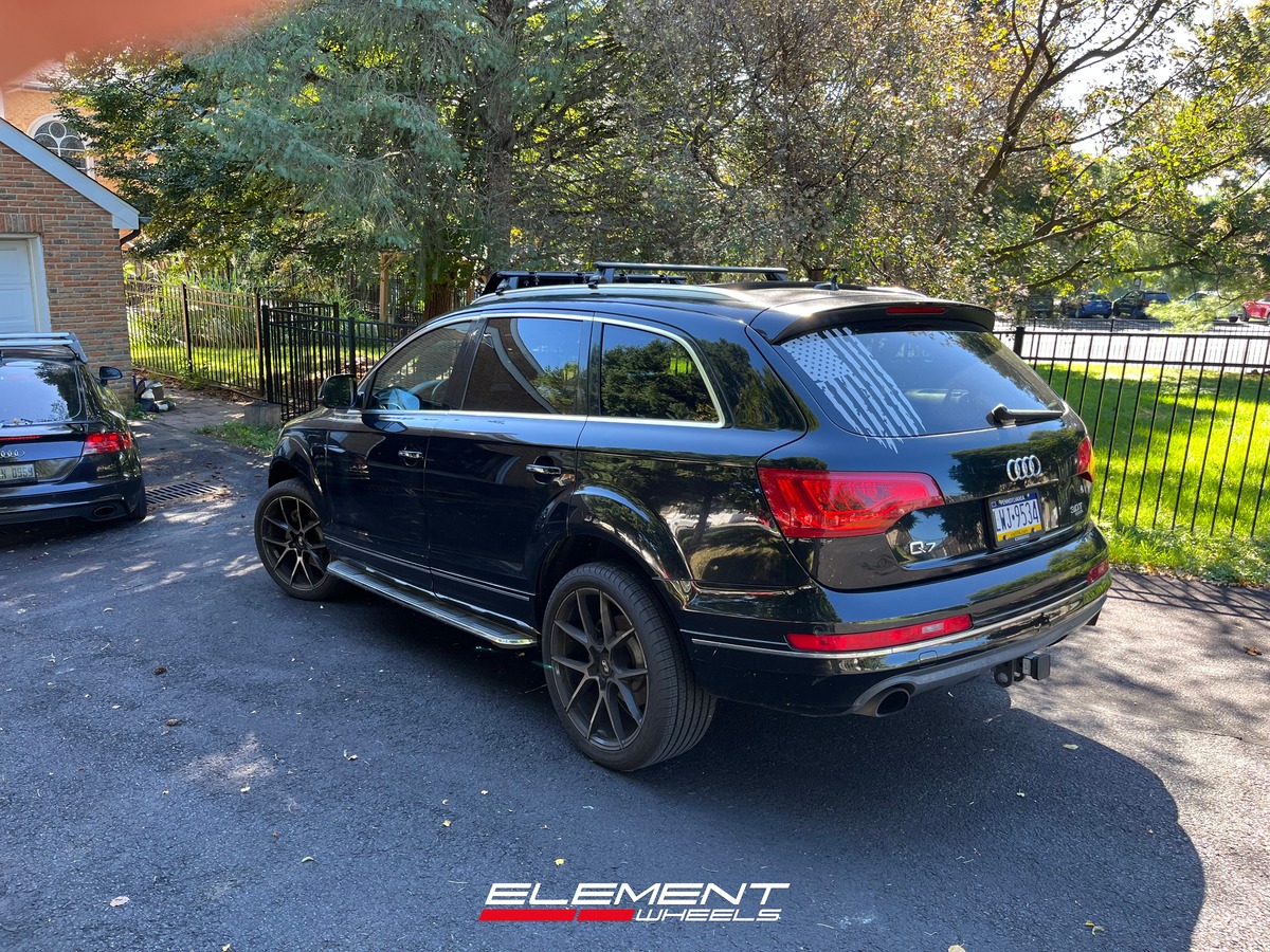 21x9 Savini Black Di Forza BM14 Gloss Black w/ Double Dark Tint Face (Concave) on 2007-2015 Audi Q7