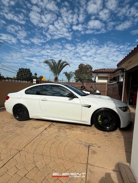 18x10 | 18x11 Staggered on 2008-2013 BMW M3