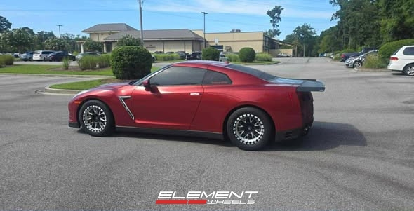 18x10 | 17x11 Staggered on 2009-2024 Nissan GT-R