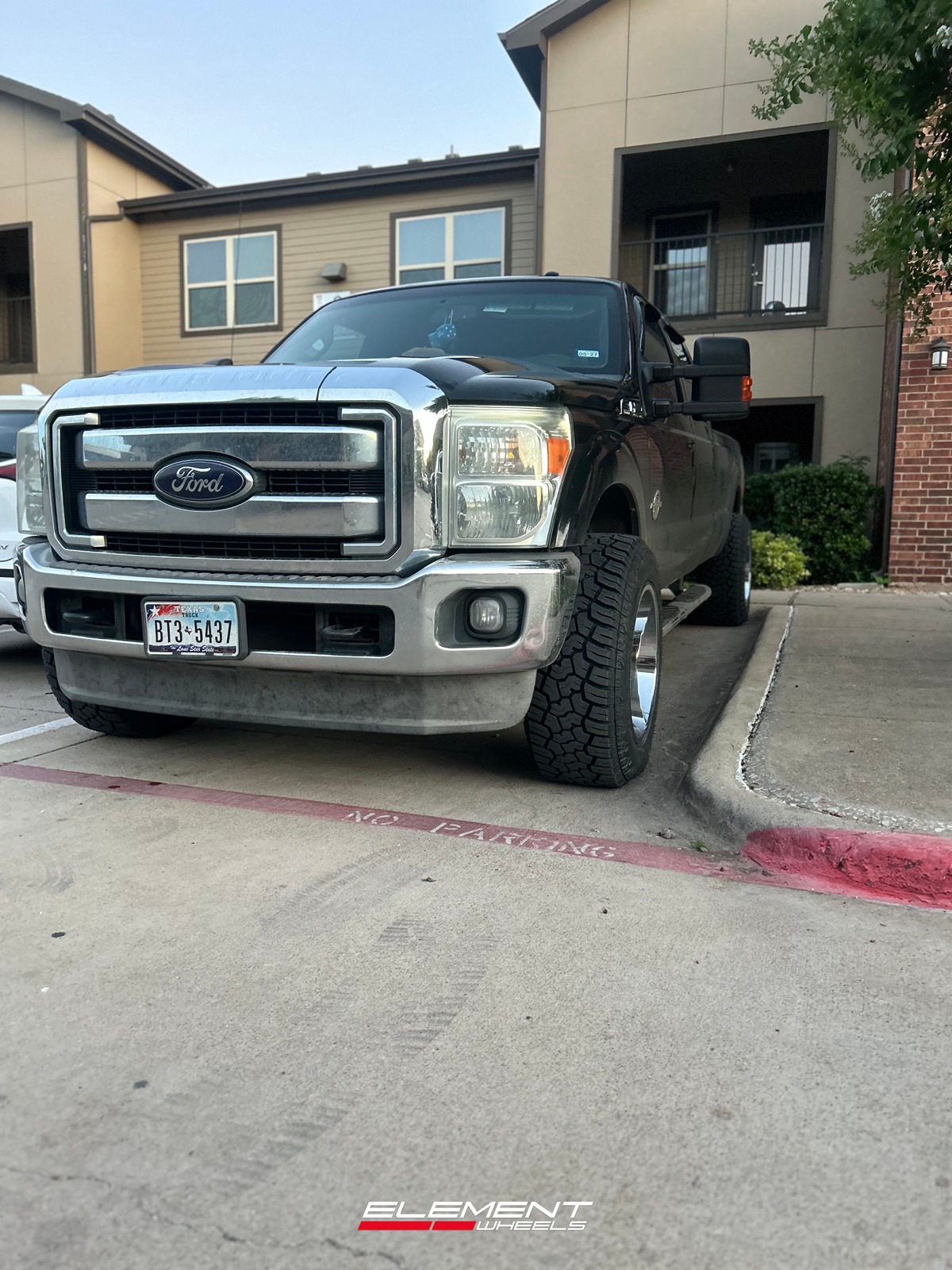 20x12 Hostile H120 Vulcan Armor Plate (8 Lug) on 2011-2016 Ford F-250/350