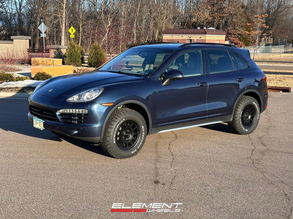 17x8.5 Method Race MR703 on 2011-2018 Porsche Cayenne SUV