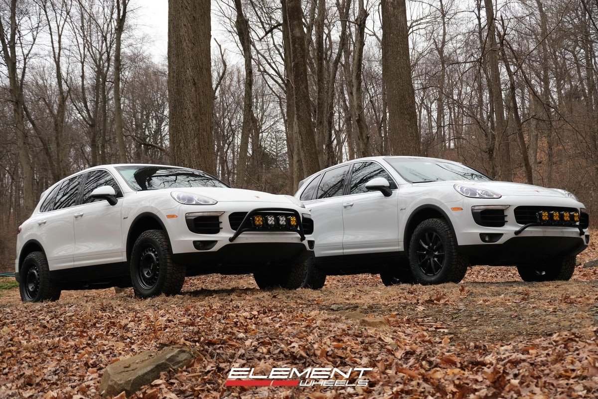 18x9 Rotiform STL on 2011-2018 Porsche Cayenne SUV