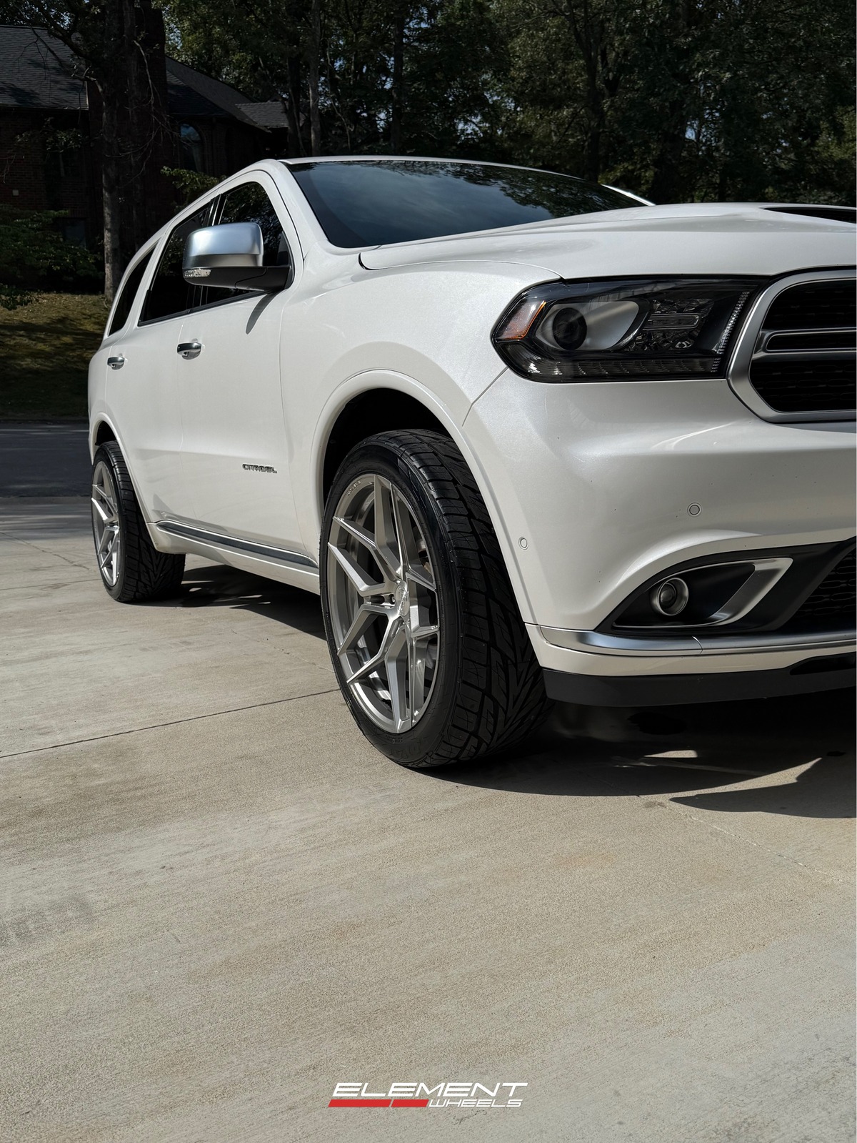 22x10.5 Rohana RFX11 Brushed Titanium (Cross Forged) on 2011-2025 Dodge Durango