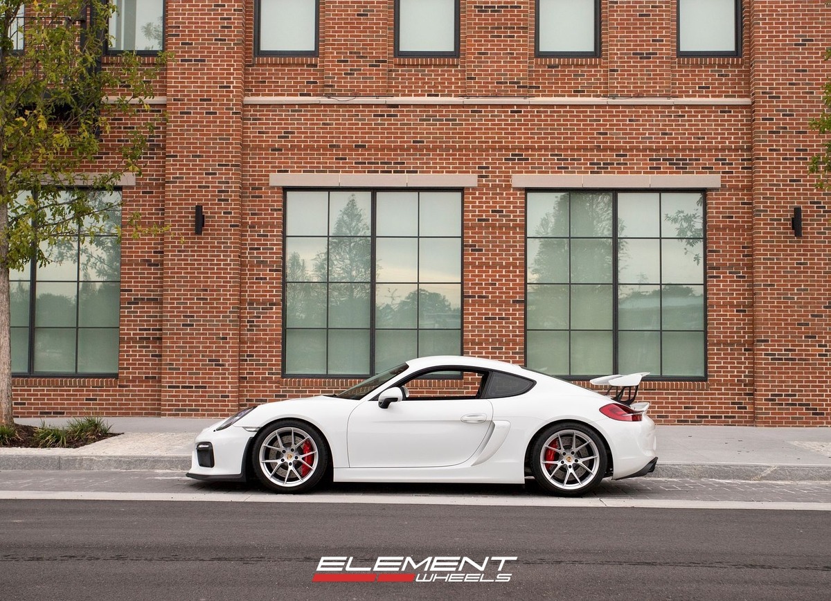 19x9 | 19x10.5 Staggered on 2013-2016 Porsche Cayman 981