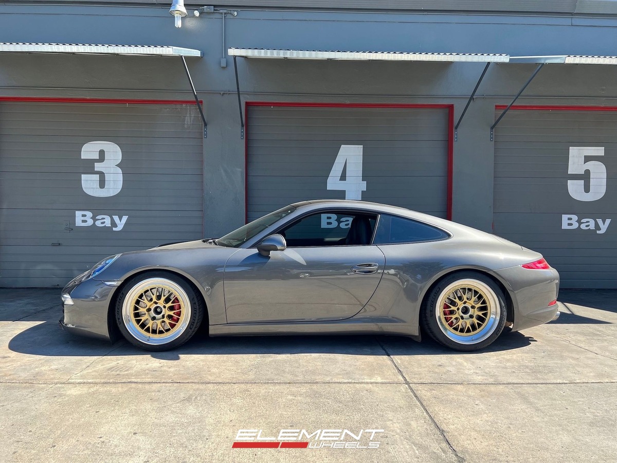 19x9 | 19x12 Staggered on 2013-2019 Porsche 911 Carrera 991 Base/S