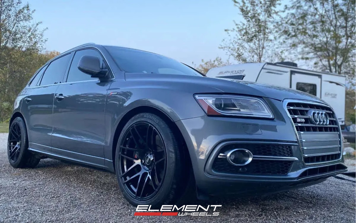 20x10.5 Curva Concepts C300 Gloss Black  on 2014-2017 Audi SQ5