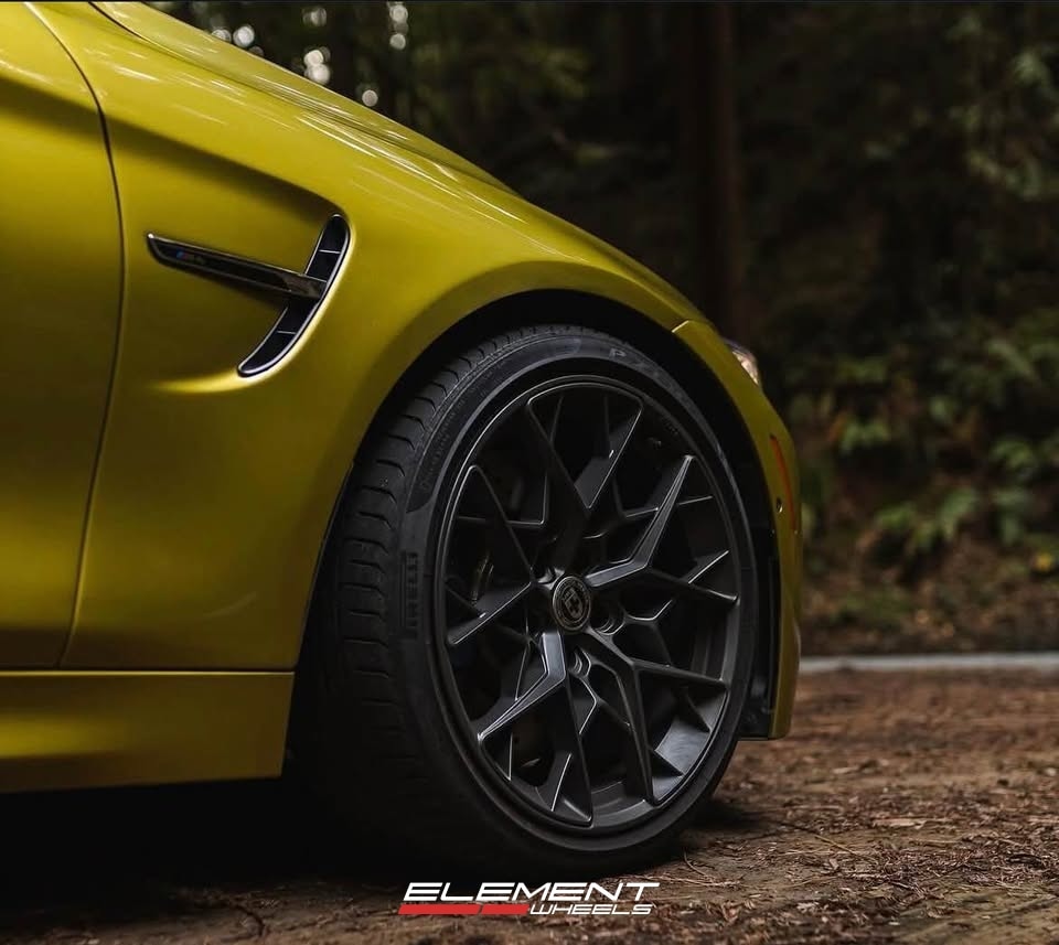 19x9 | 19x10 Staggered HRE FlowForm FF10 Liquid Metal on 2015-2020 BMW M4
