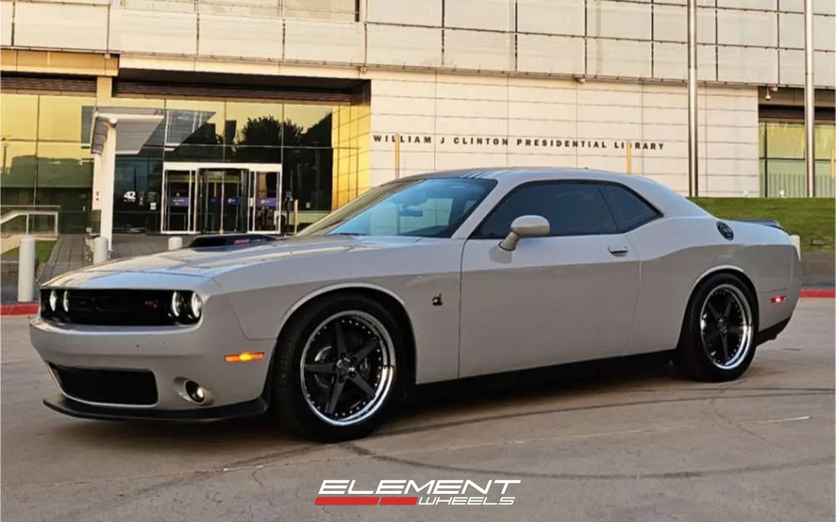 20x9 | 20x10.5 Staggered on 2015-2025 Dodge Challenger RWD