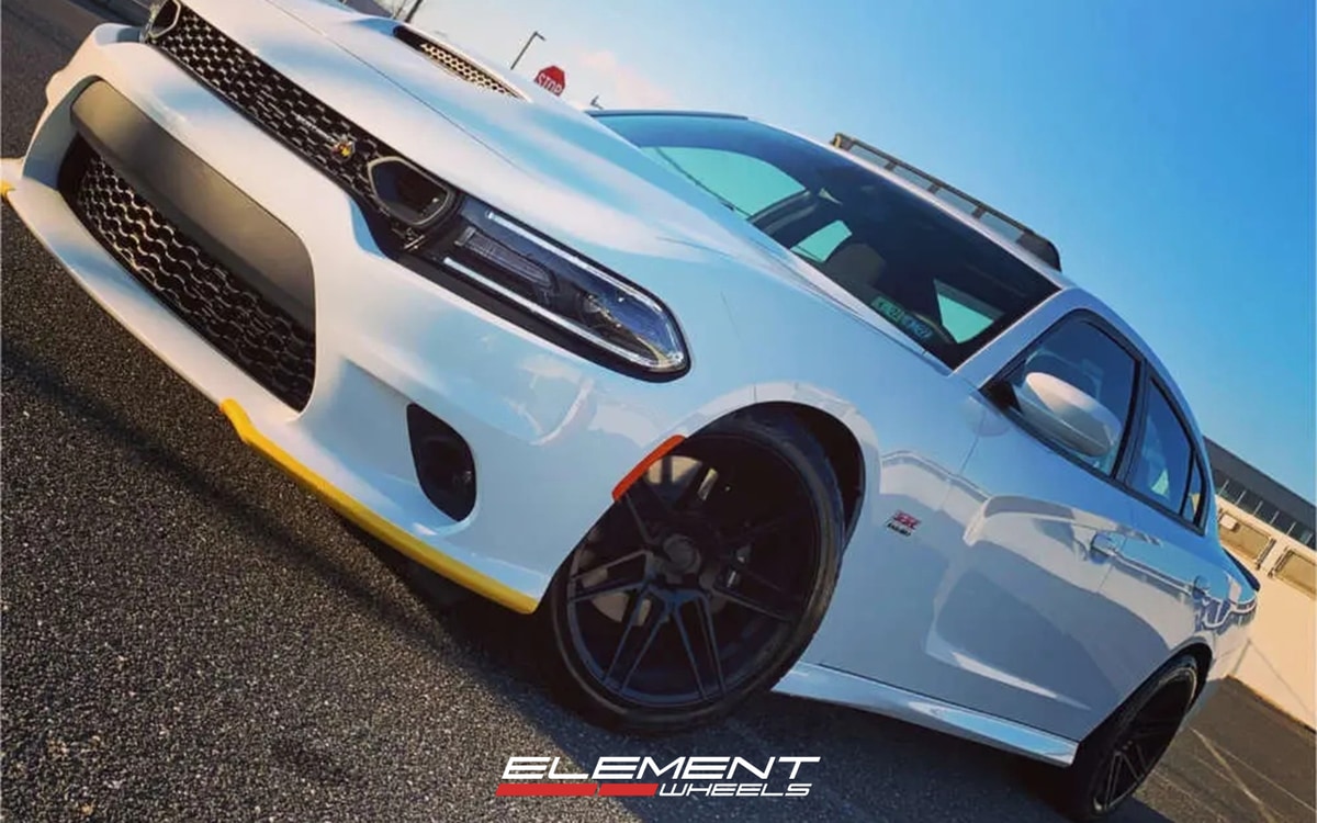 20x10.5 Ferrada Forge-8 FR6 Matte Black (Rotary Forged) on 2015-2025 Dodge Charger RWD