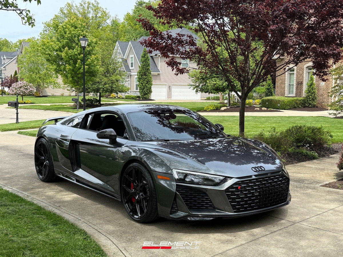 20x9 | 21x12 Staggered Vossen HF-5 Gloss Black (Hybrid Forged) on 2017-2023 Audi R8