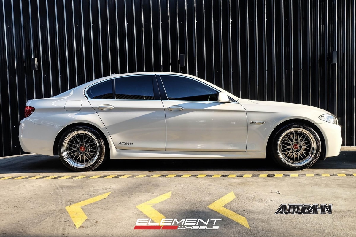 19x8.5 | 19x9.5 Staggered on 2017-2023 BMW 5 Series