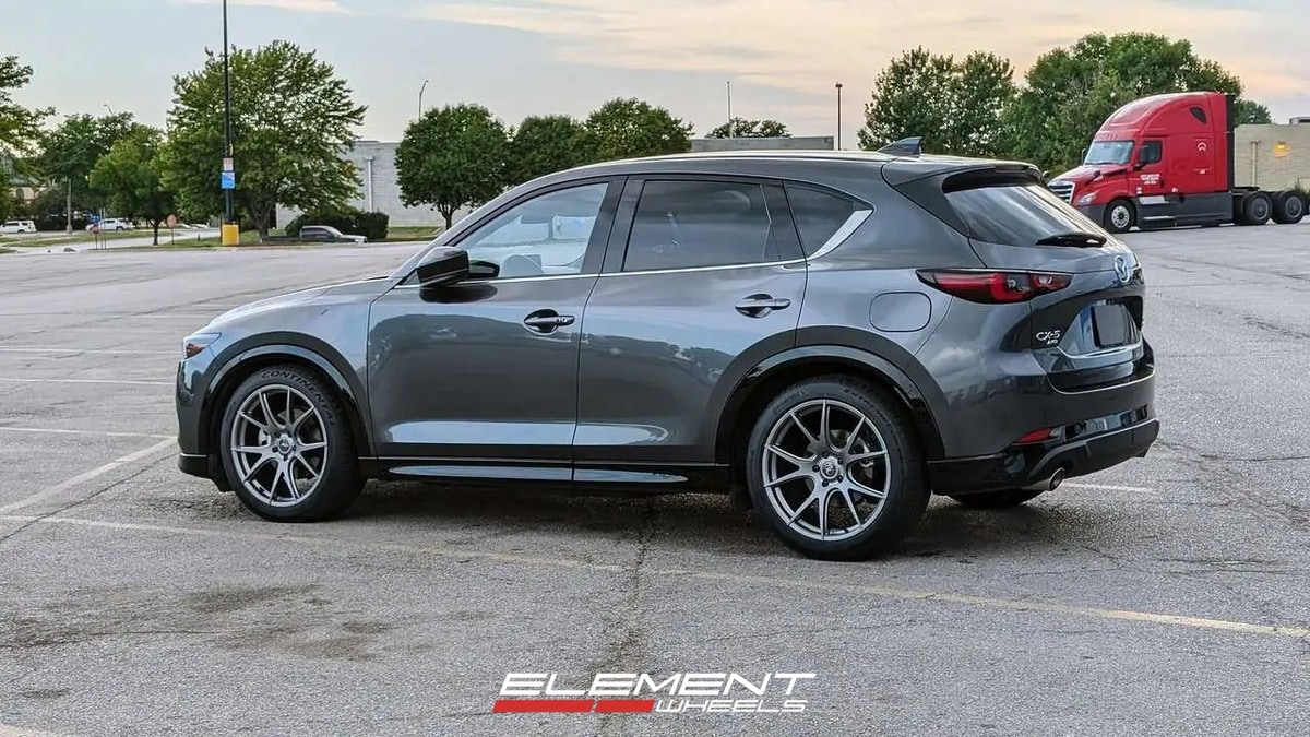 20x9 Forgestar CF5V Gloss Anthracite (Flow Formed) on 2017-2025 Mazda CX-5