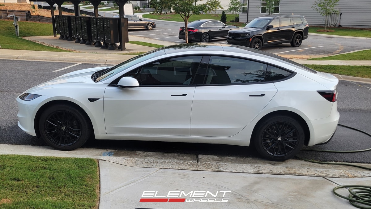 18x8 Touren TR91 Gloss Black  on 2017-2025 Tesla Model 3