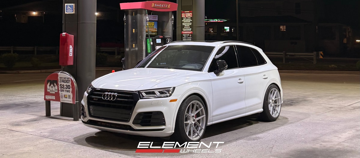 21x10.5 Ferrada Forge-8 FR8 Machine Silver (Rotary Forged) on 2018-2025 Audi SQ5