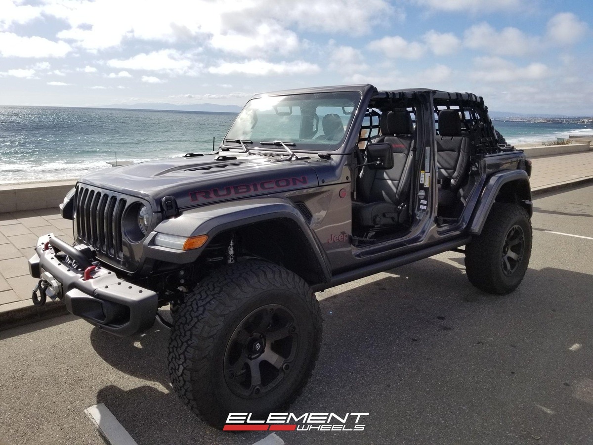 18x9 | 18x9 Staggered Fuel Off-Road Beast Black Machined w/ Tint D564 on 2018-2025 Jeep Wrangler JL