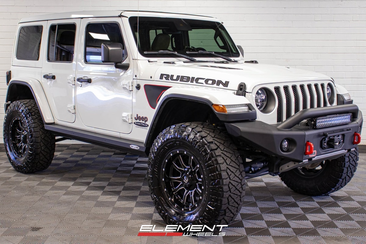 18x9 | 18x9 Staggered Fuel Off-Road Vandal Gloss Black Milled D627 on 2018-2025 Jeep Wrangler JL