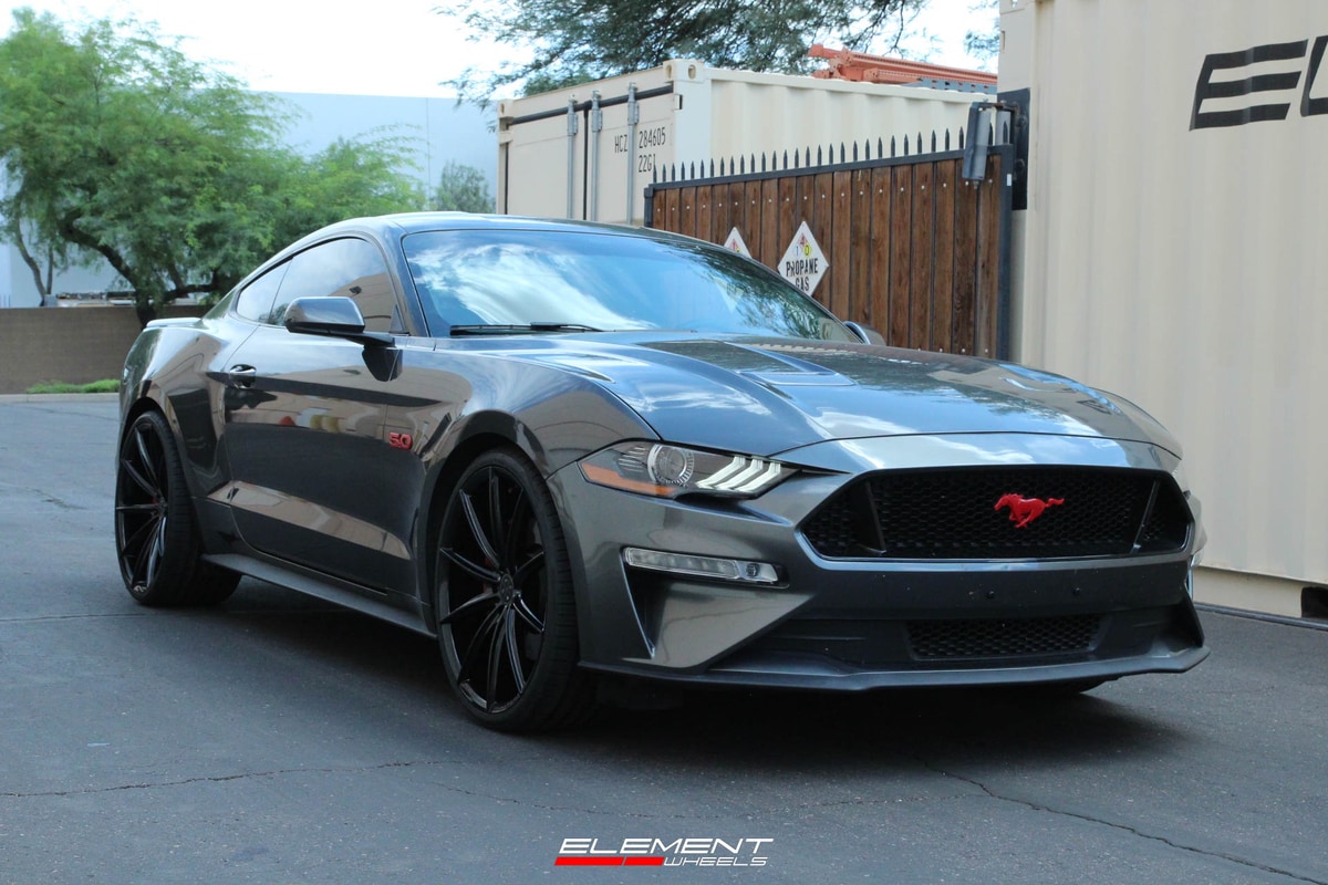 22 Inch Blaque Diamond BD-11 in Gloss Black on 2018 Ford Mustang