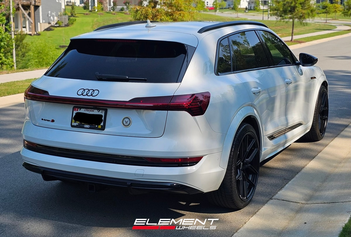 22x10.5 MV Forged MVF5 on 2019-2023 Audi E-Tron S