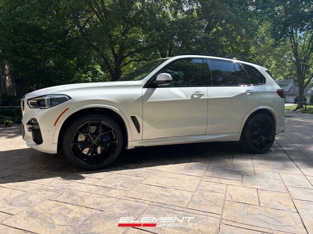 22x9.5 | 22x11 Staggered Vossen HF-5 Gloss Black (Hybrid Forged) on 2019-2025 BMW X5