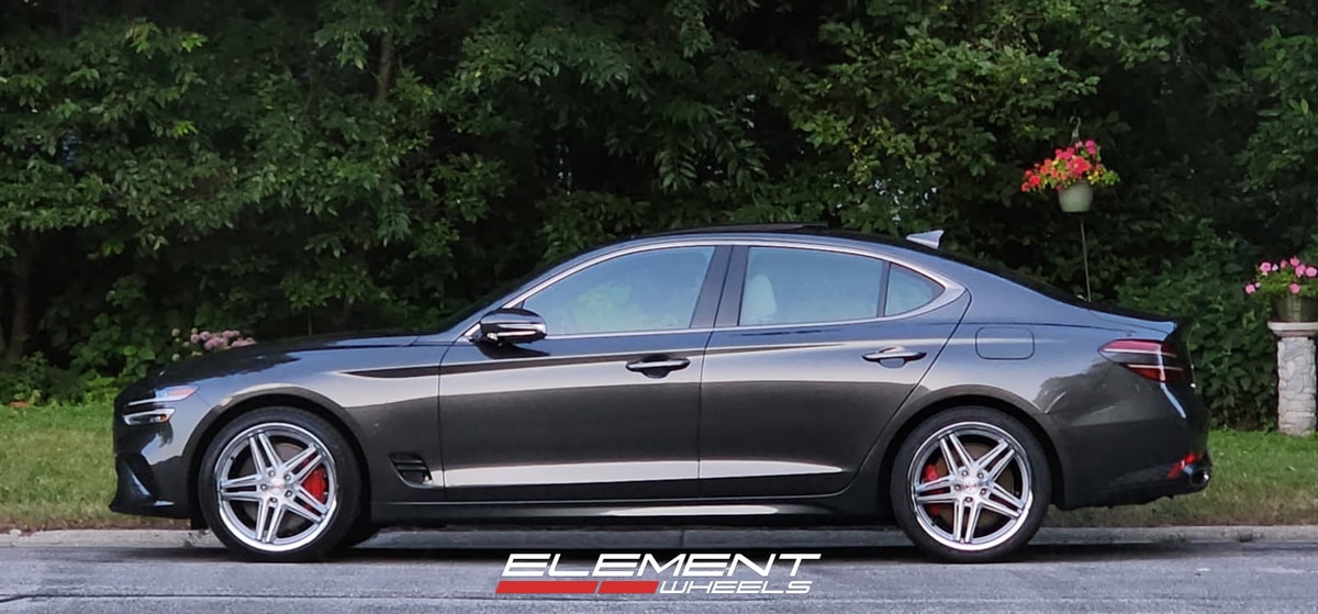 19x8.5 Ferrada CM1 Machined Silver w/ Chrome Lip on 2019-2025 Genesis G70