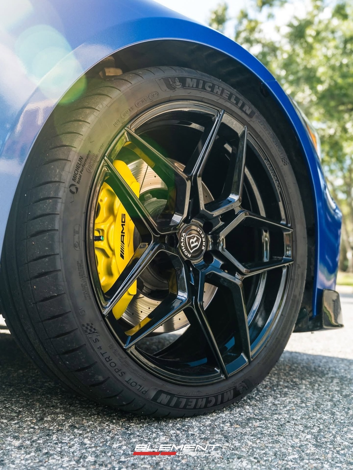 21x9 | 21x11.5 Staggered Rohana RFX1 on 2019-2025 Mercedes Benz AMG GT 4-door