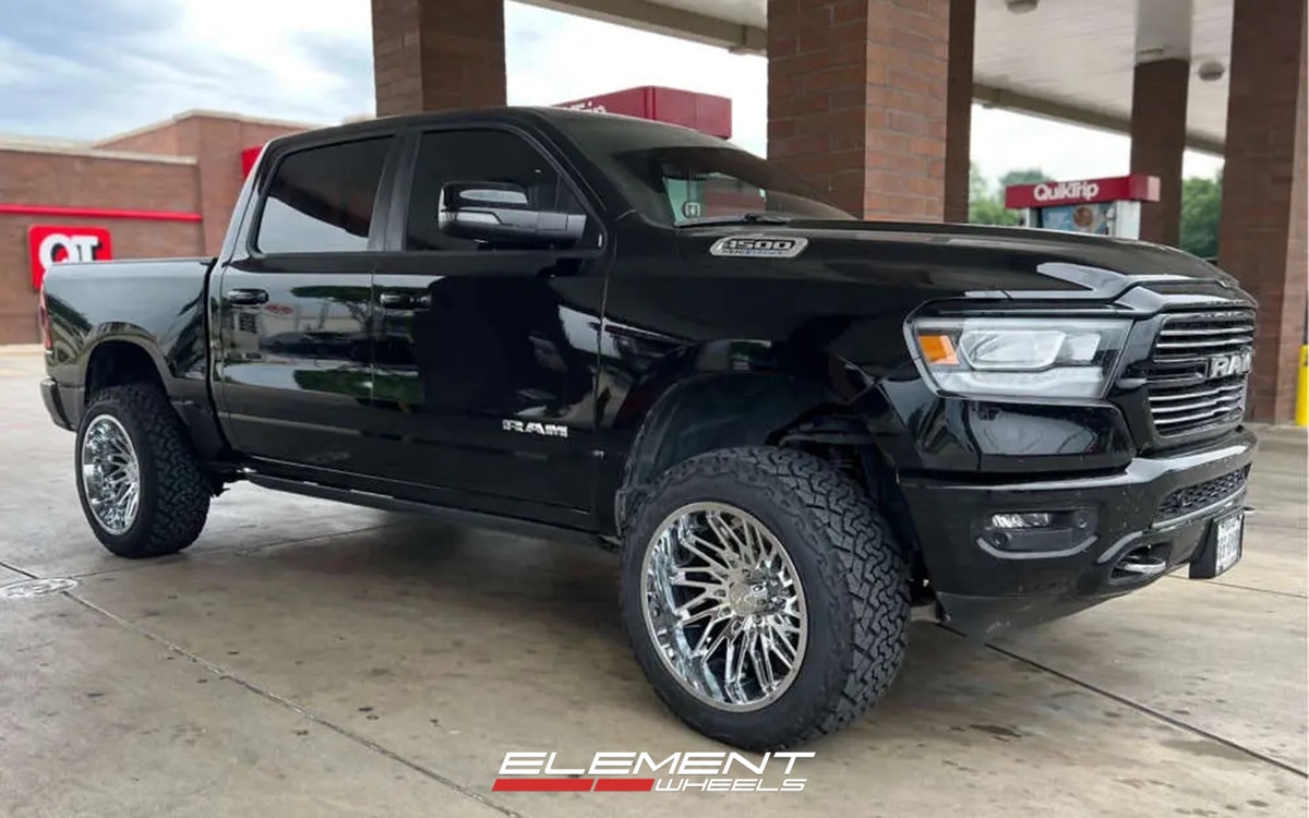 22x12 on 2019-2025 Ram 1500
