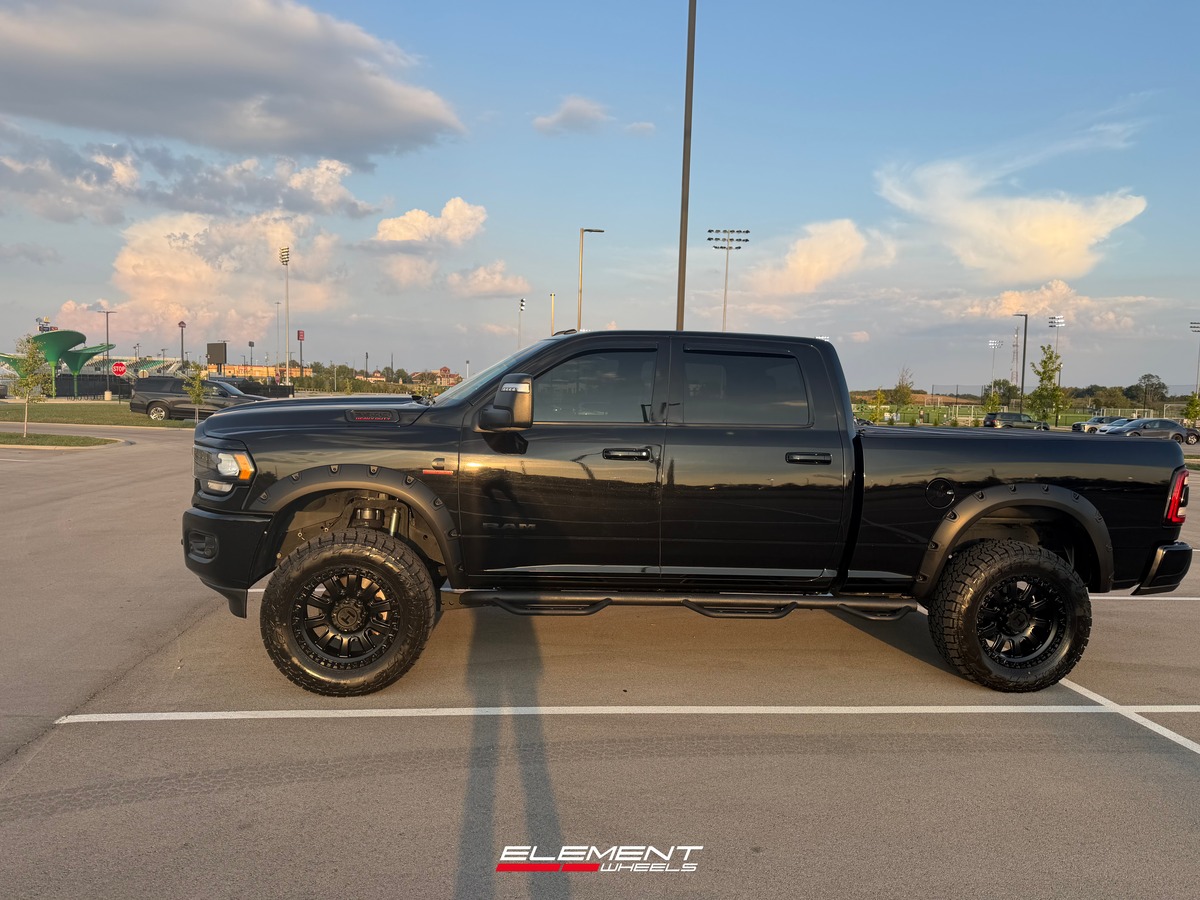 20x9 Hostile H138 Crawler Asphalt on 2019-2026 RAM 2500/3500