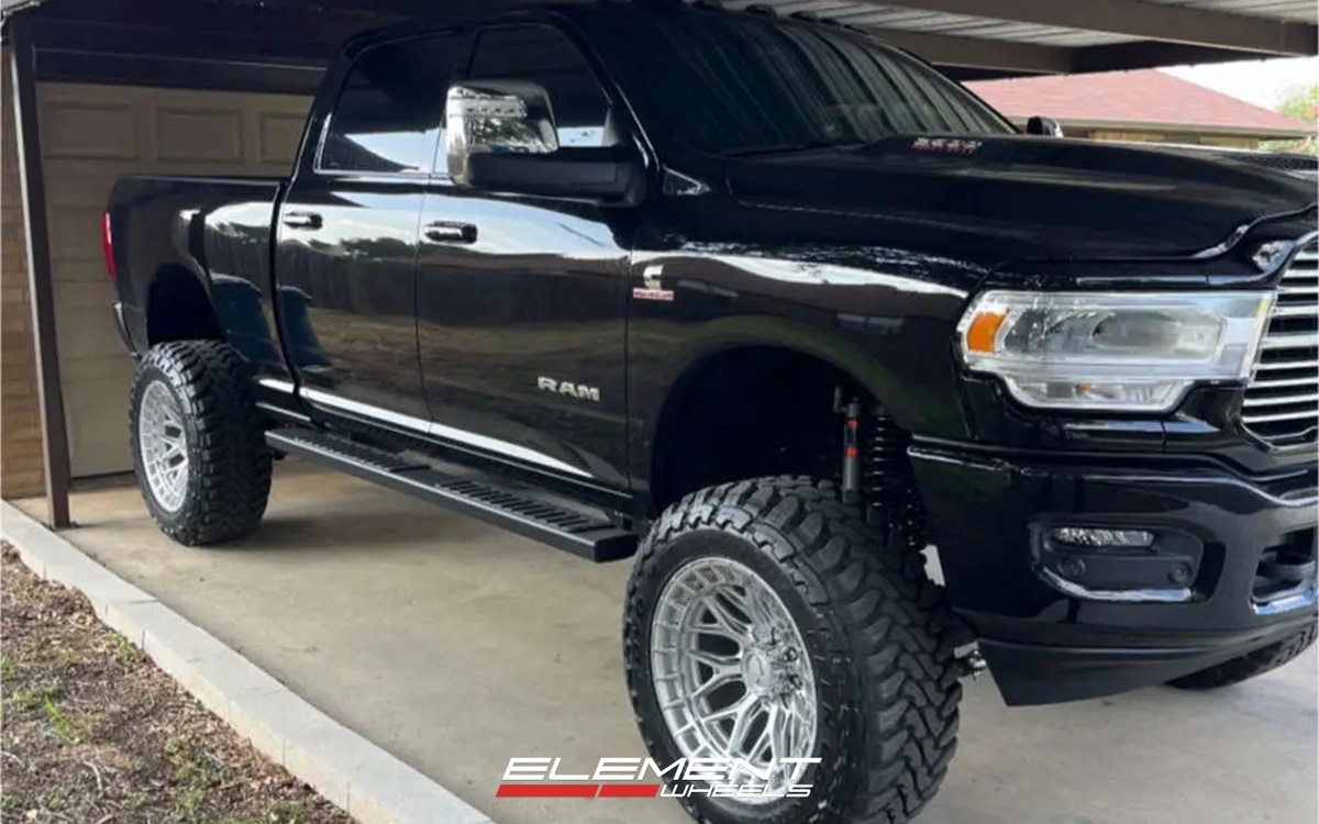 22x12 Vossen HFX-1 Silver Machined (Hybrid Forged) on 2019-2026 RAM 2500/3500