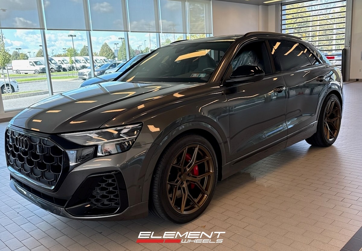 22x10.5 Vossen HF-5 Satin Bronze (Hybrid Forged) on 2020-2025 Audi SQ8