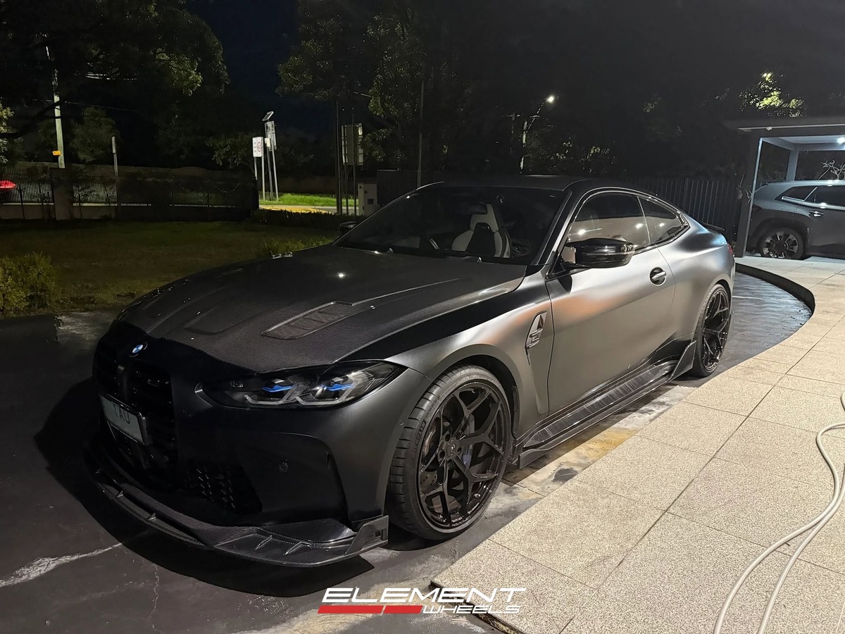 20x10 | 21x11 Staggered on 2021-2025 BMW M4