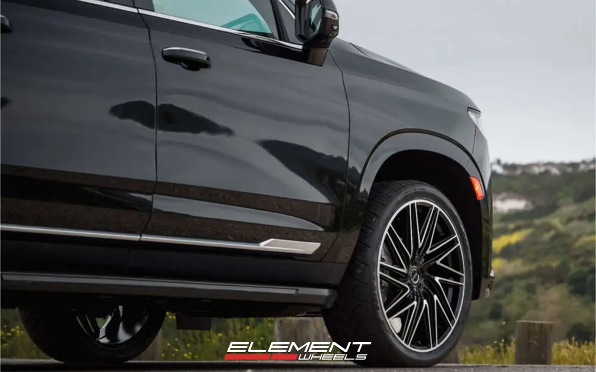 24x9.5 on 2021-2025 Cadillac Escalade