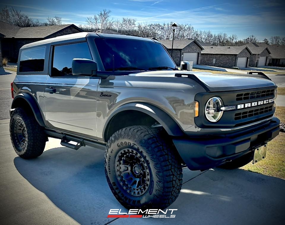 17x8.5 Black Rhino Barrage on 2021-2025 Ford Bronco