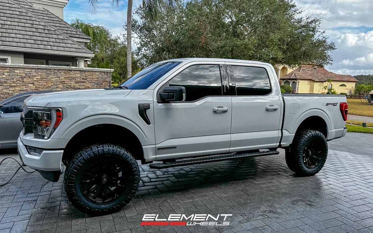 20x9 Fuel Off-Road Blitz Gloss Black Dually D675 on 2021-2025 Ford F-150