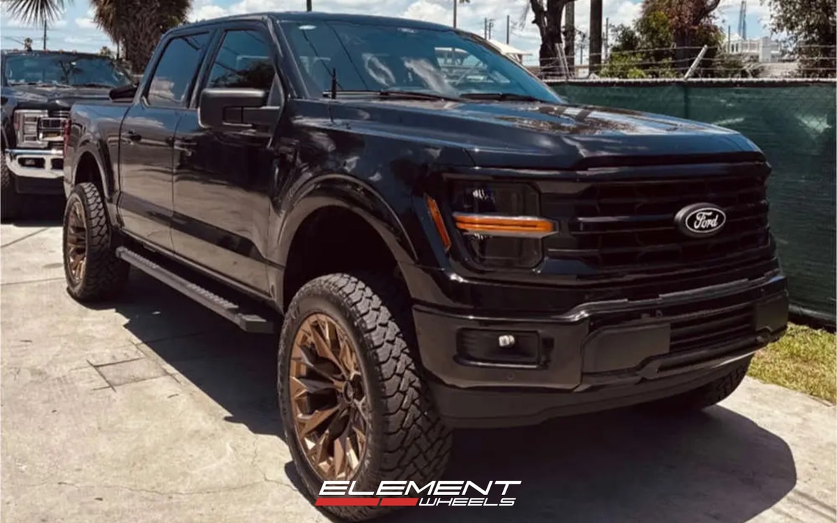 22x10 Fuel Off-Road D805 Flame 5 on 2021-2025 Ford F-150